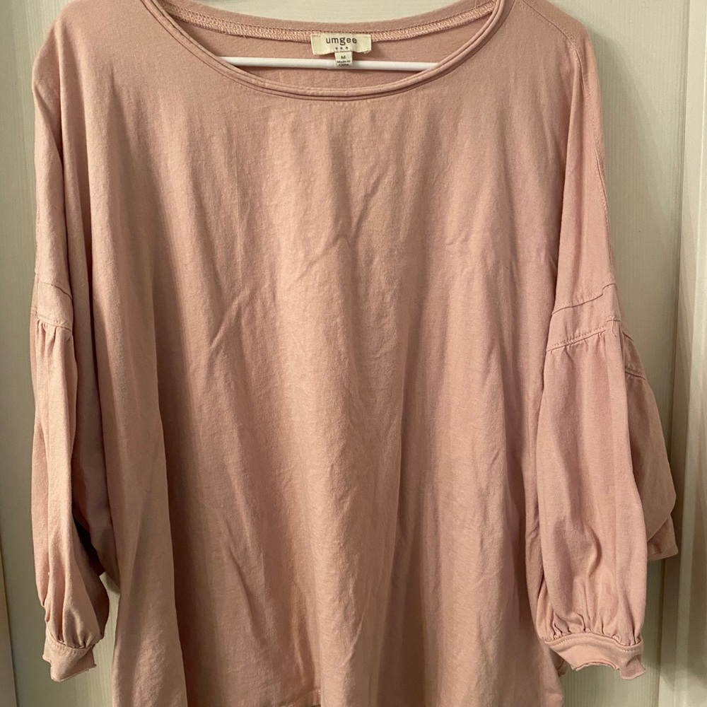 UMGEE Bubble Sleeve Top